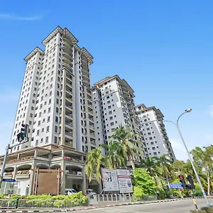 1 Bedroom Apartment, Melaka Cbd Town Center- Hosted By Private Locals Resident, Balcony With City Skyline View Or Seaview, Opposite Malls, Tv Box, 5 Minutes To Jonker Street, Malaysia