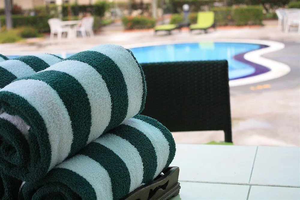 Hotel Ibis Styles Sepang Klia 4*,  Malezja